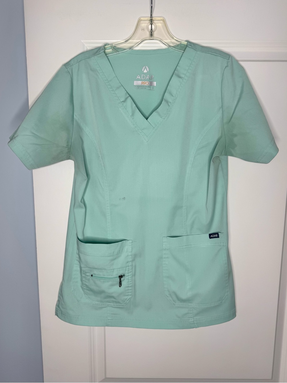 🍓6/$15🍓 Aqua Scrub Top